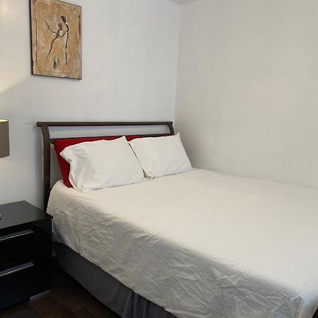 Beautiful Private Full Condo Brossard Eksteriør billede