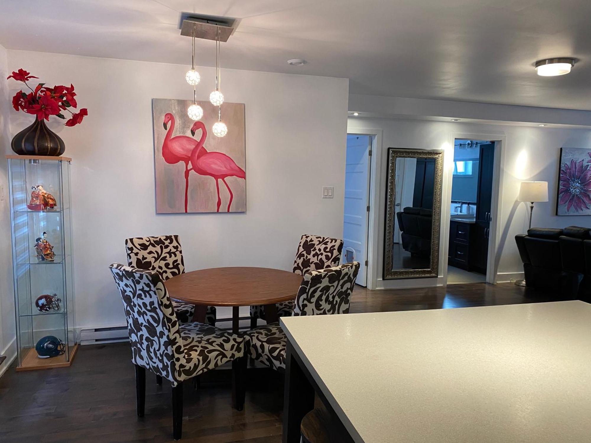 Beautiful Private Full Condo Brossard Eksteriør billede
